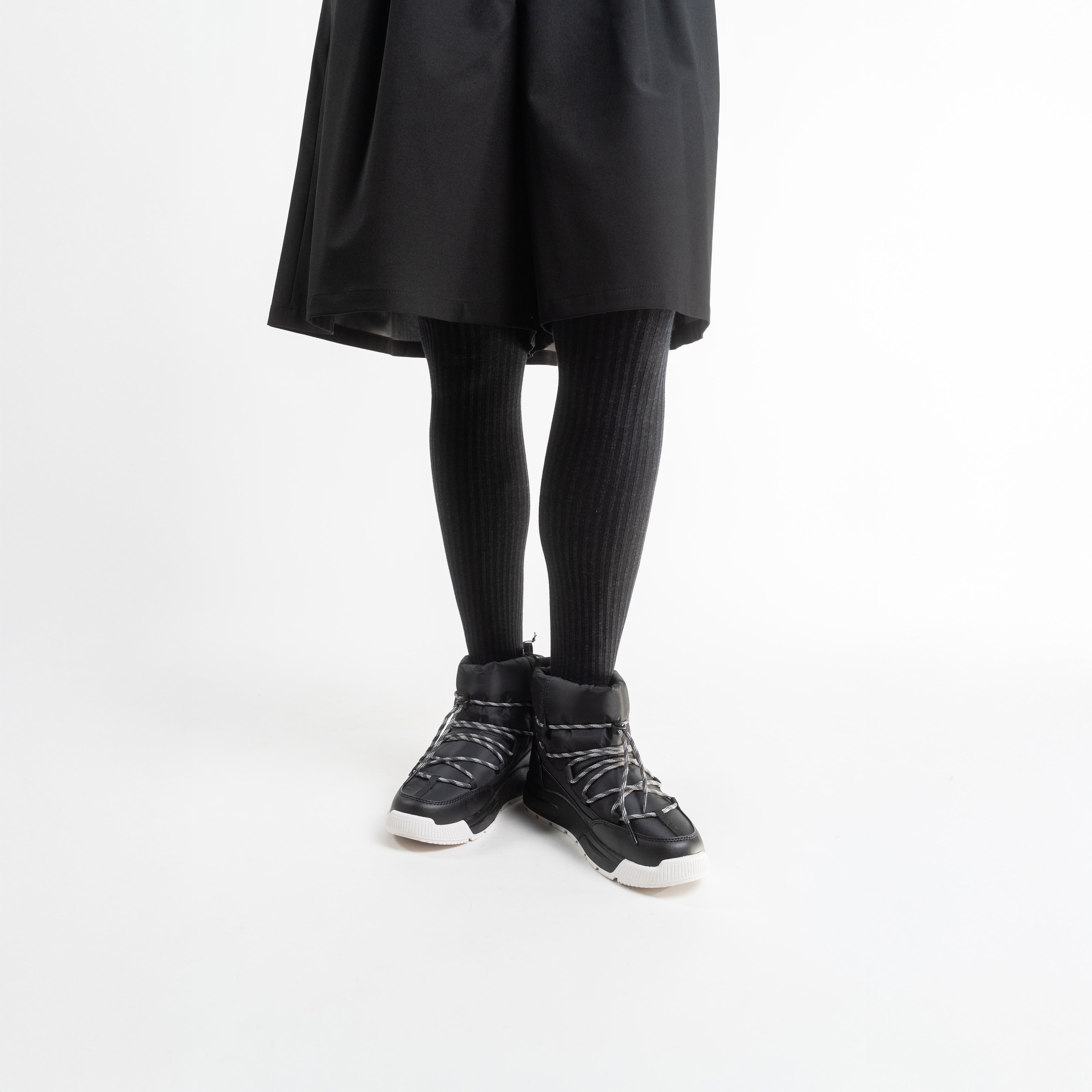 W's Whitney™ III Slip-On WP Boot- Blk/Salt