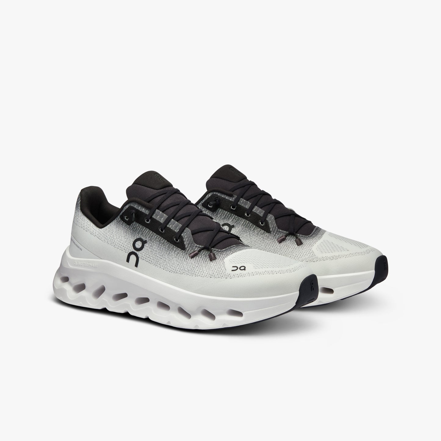 W Cloudtilt, Black/Ivory
