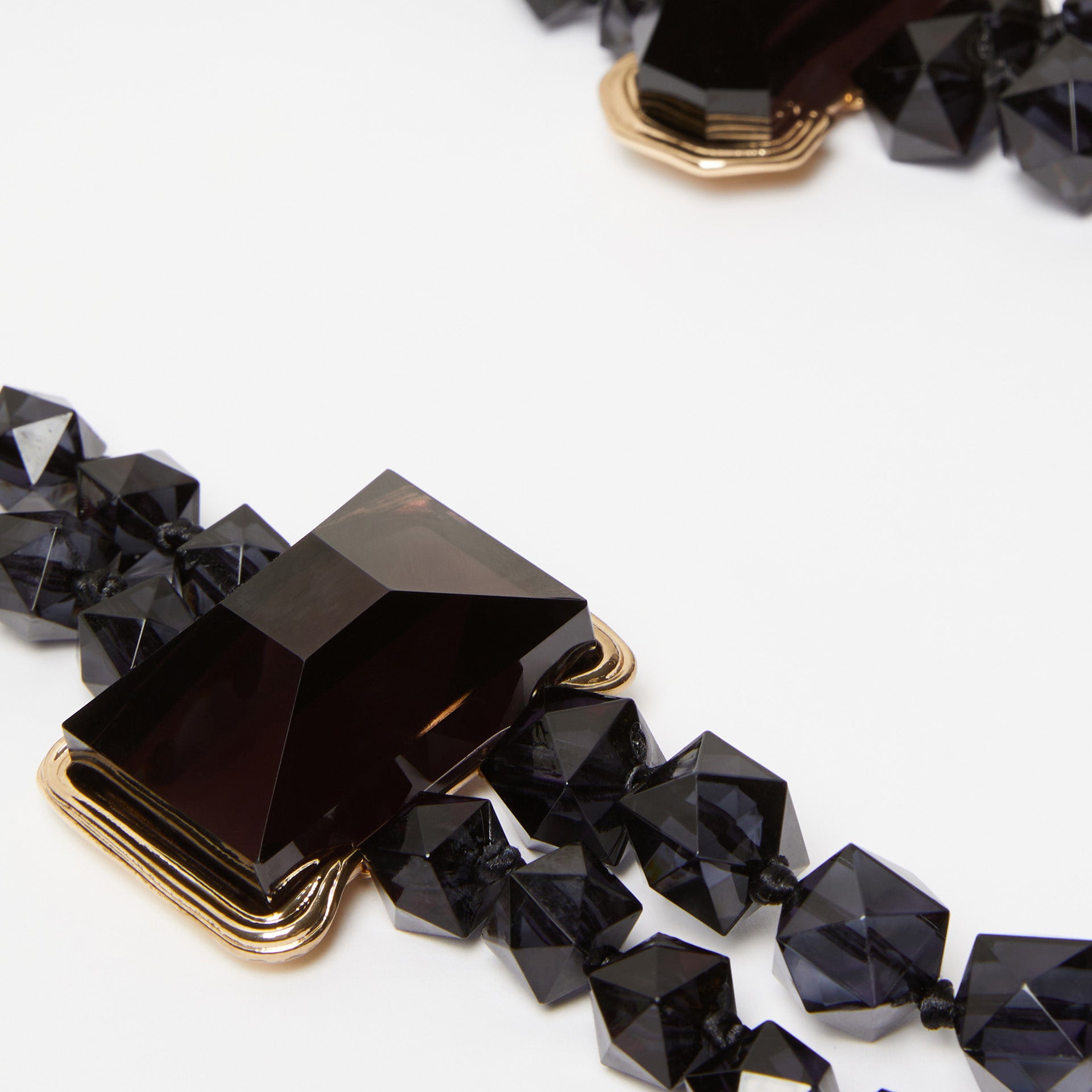 Resin necklace with stones - Adagio