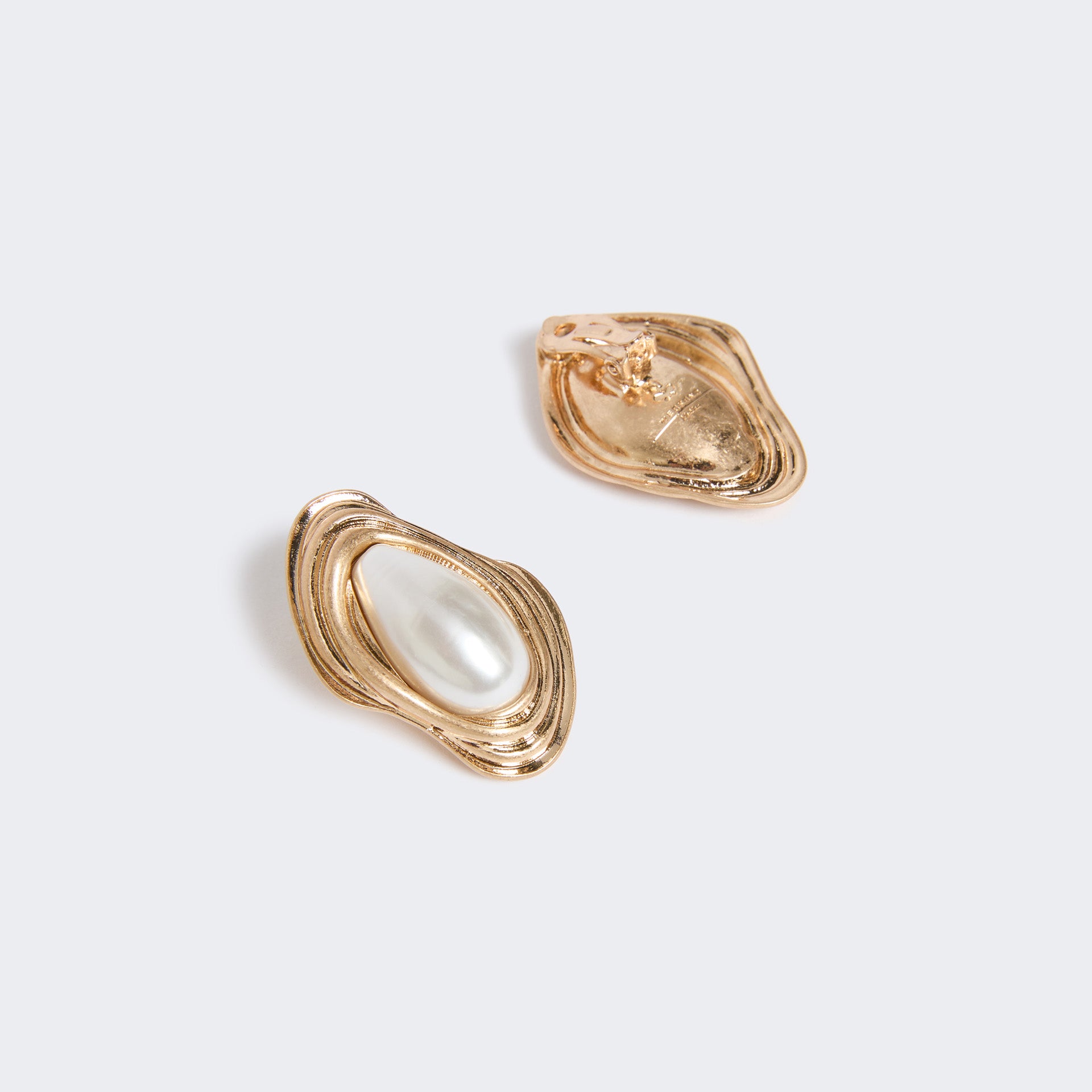 Sava Earrings