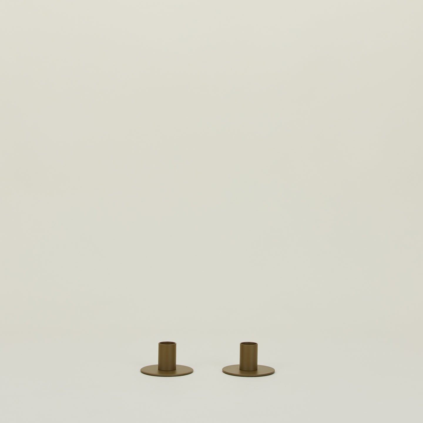 Essential Metal Candle Holder (Set of 2), Olive