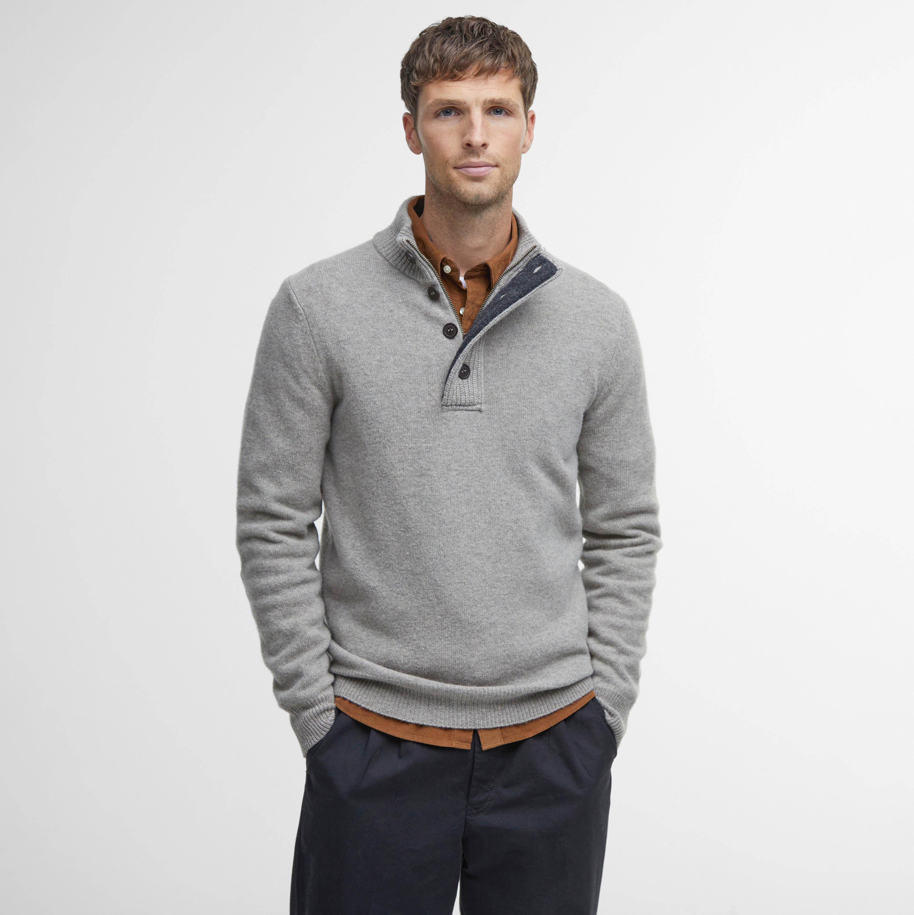 Essential Patch Half Zip- Stone