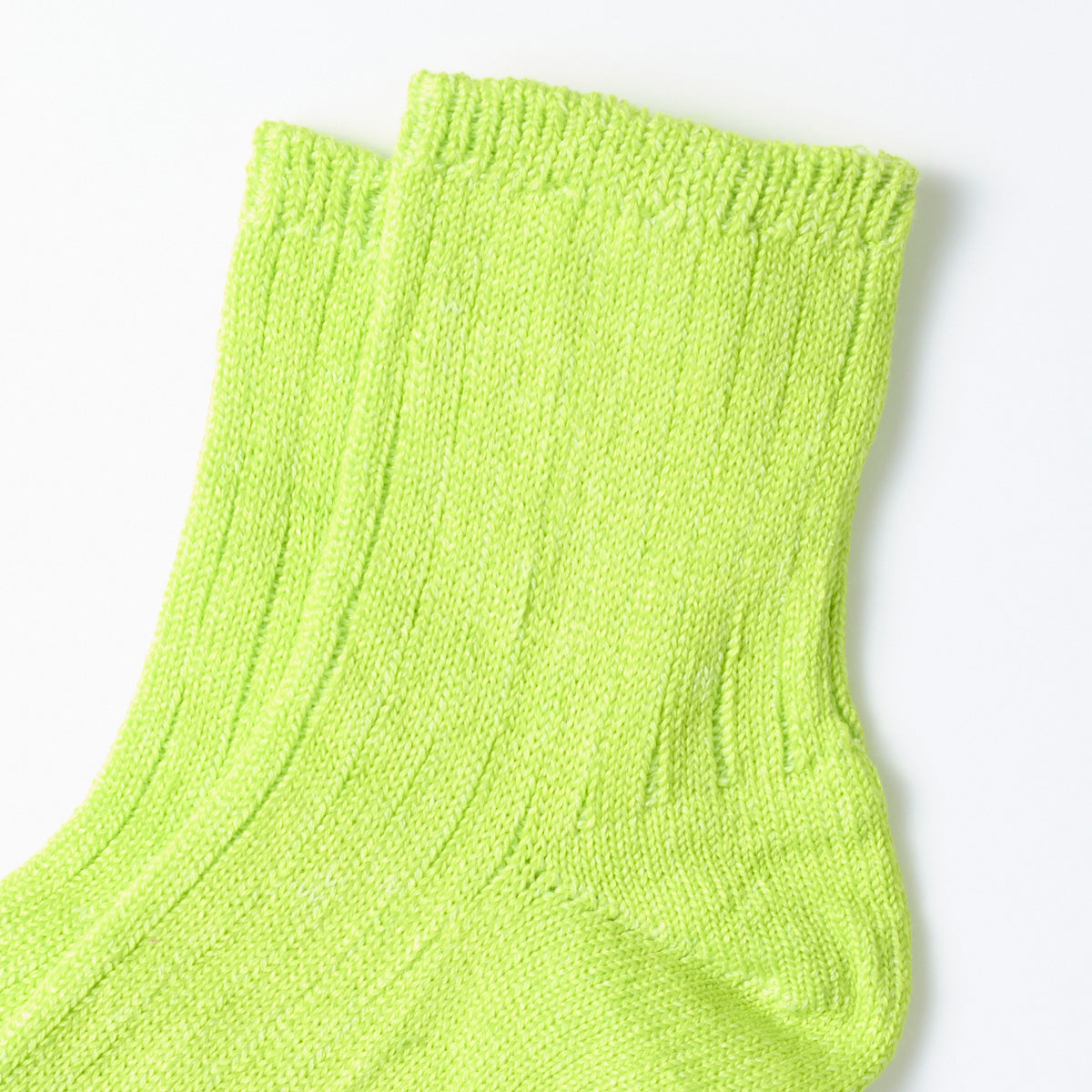 RoToTo's Everyday Pile Ankle Socks in lime are showcased against a white background.