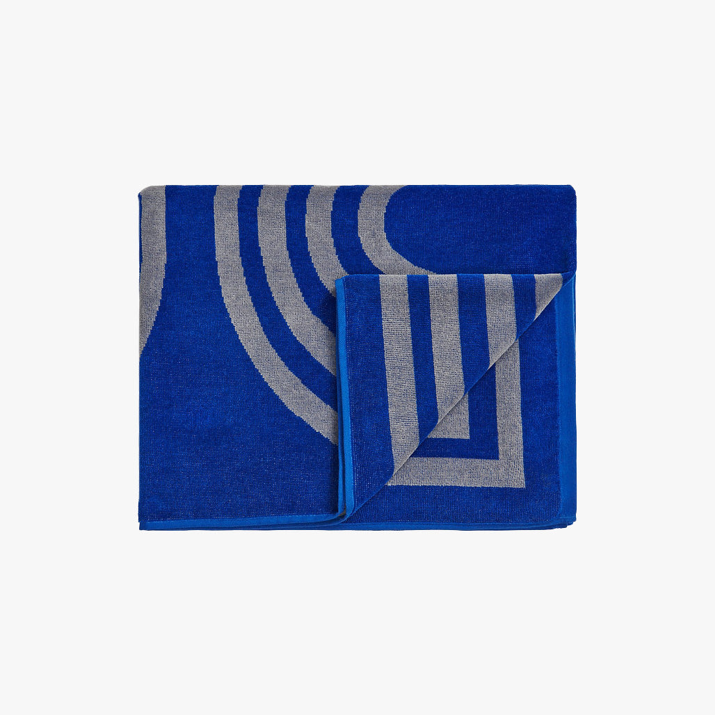 Lateral Objects towel Arc Towel