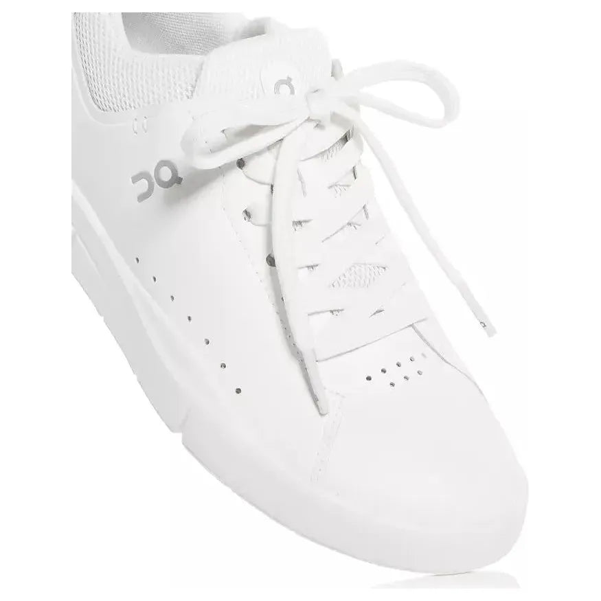 On Running M Sneakers W The Roger Advantage, All White