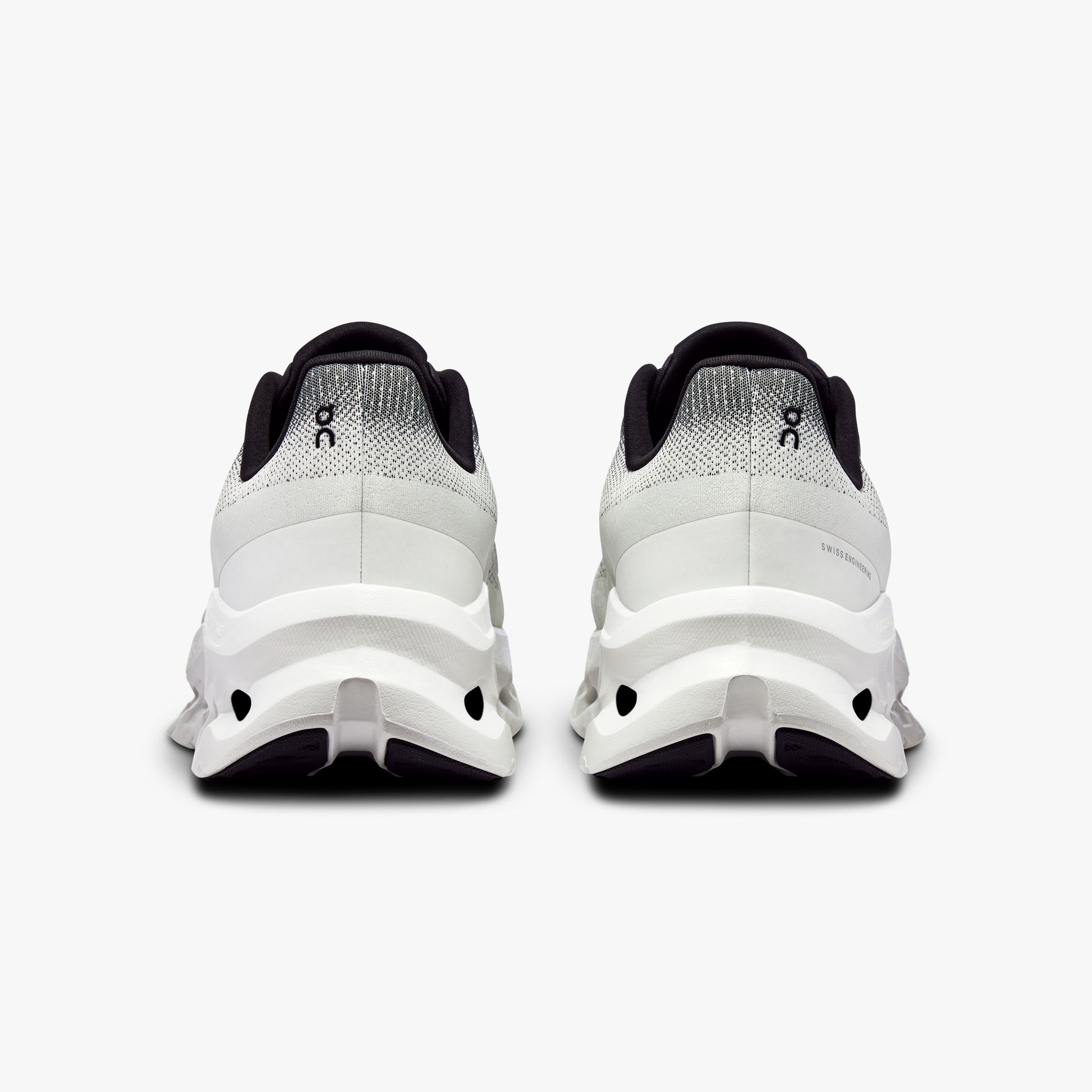 On Running W Sneakers W Cloudtilt, Black/Ivory