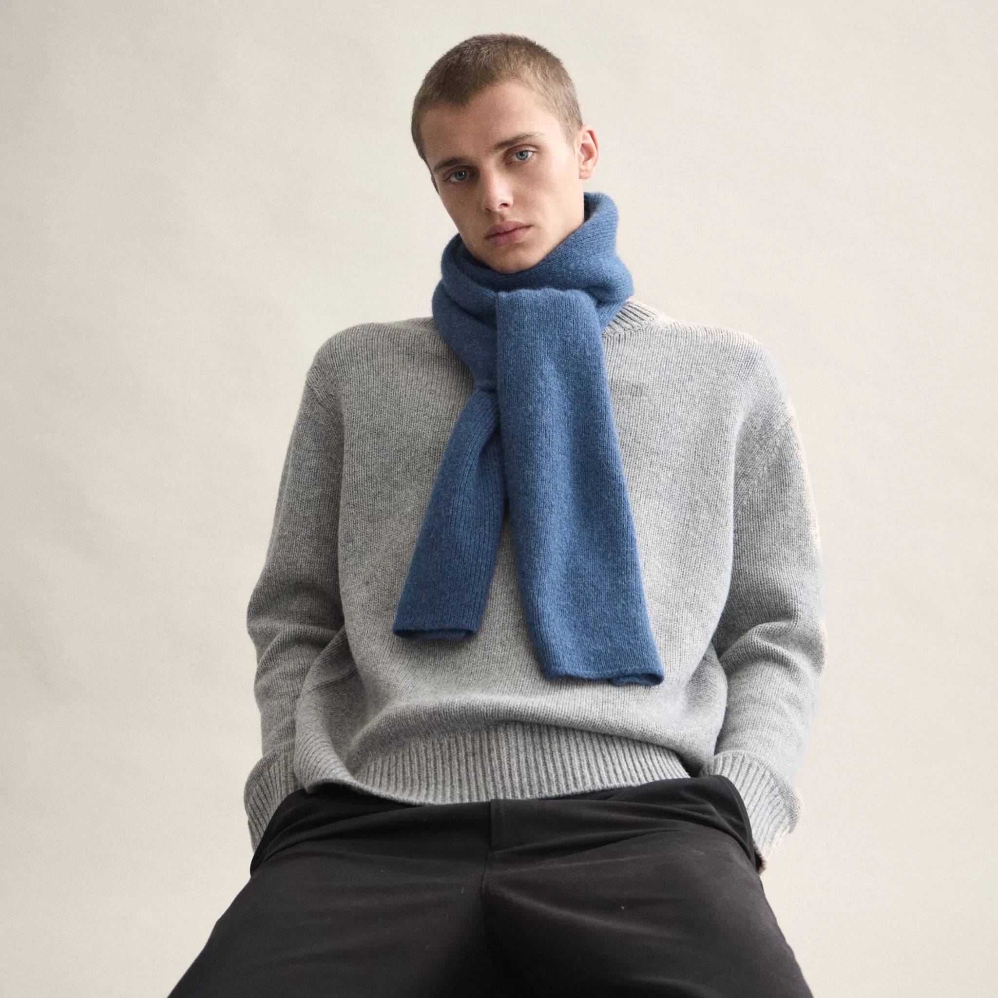 Scarf, Steel