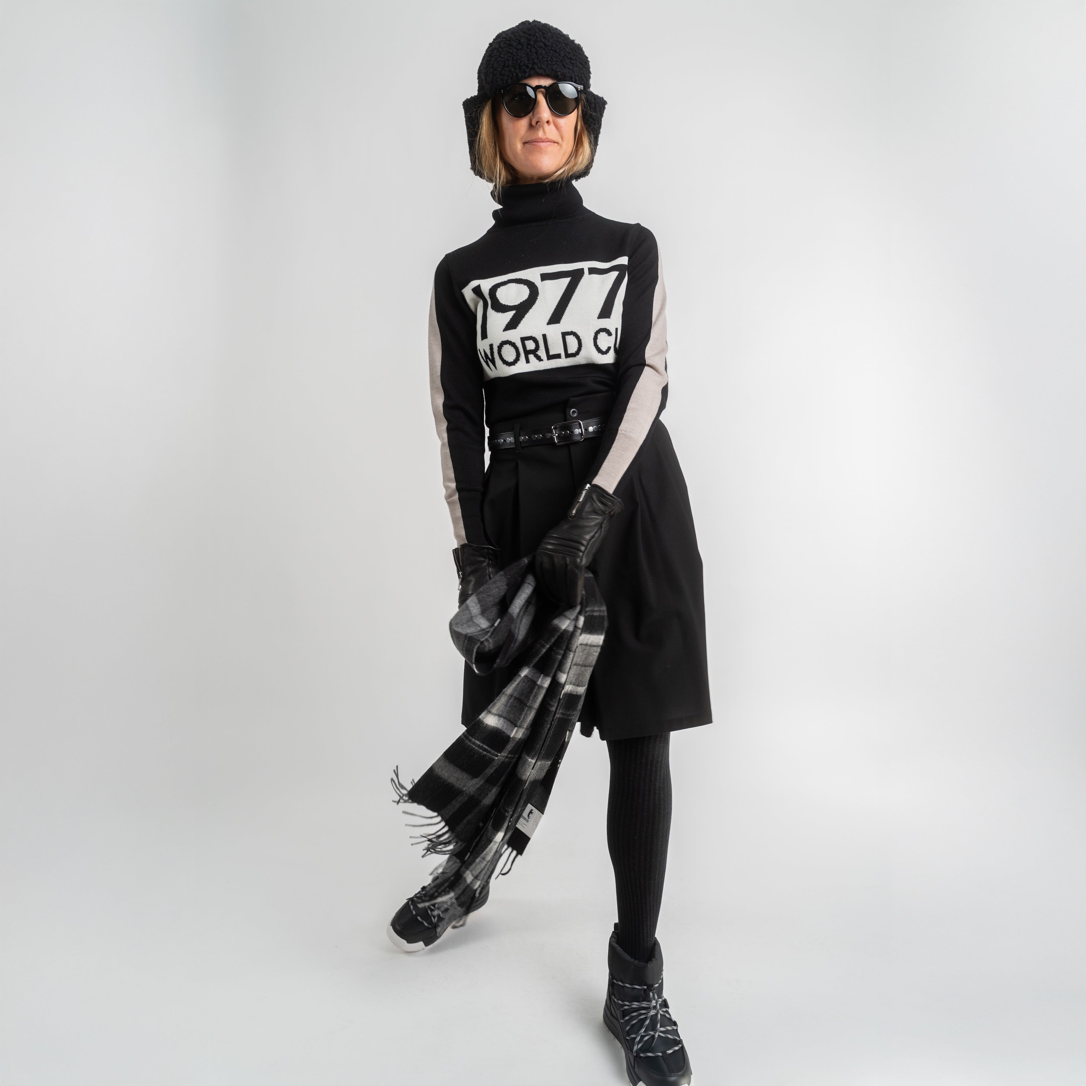 Sorel Shoes W's Whitney™ III Slip-On WP Boot- Black/Salt