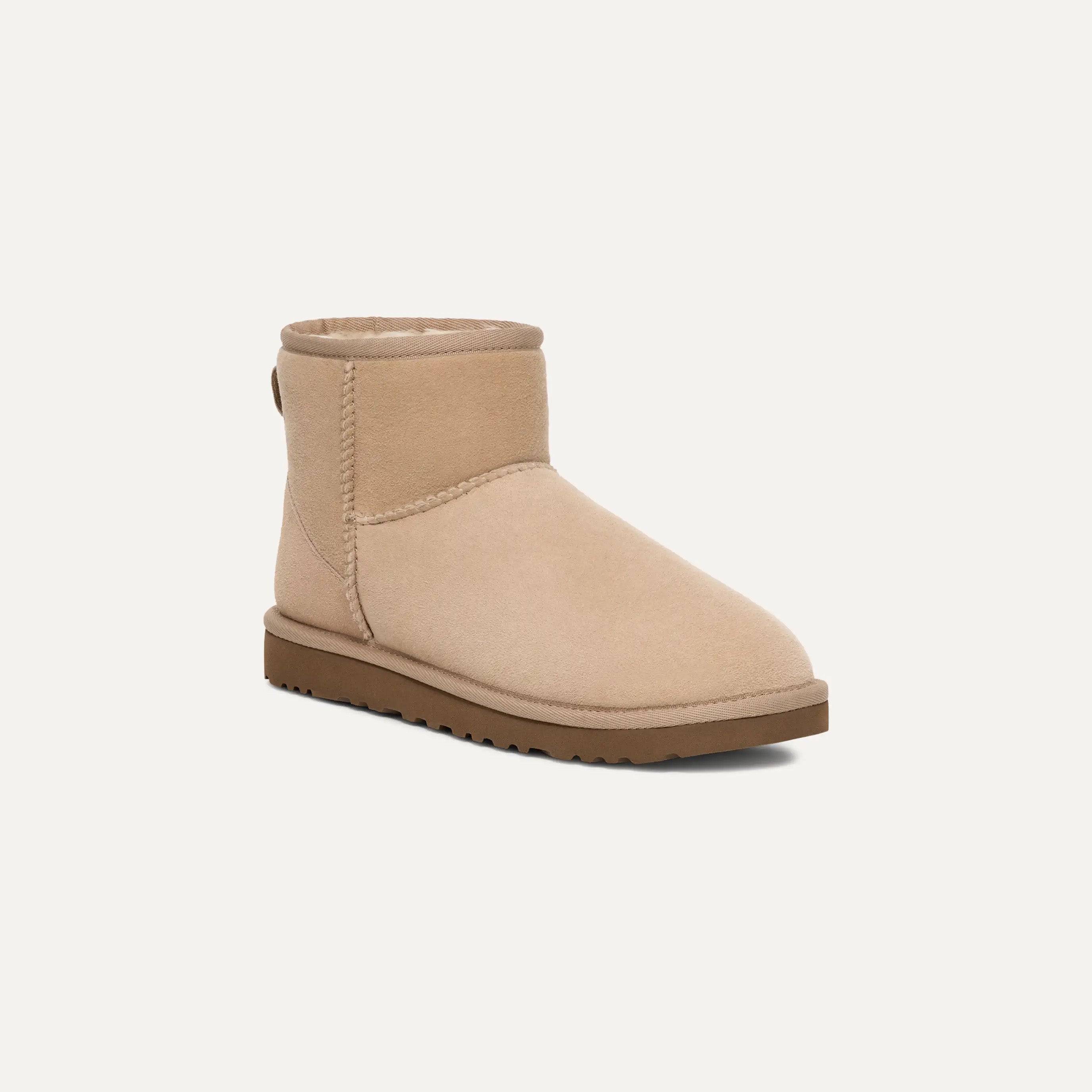 UGG U Boots W Classic Mini II