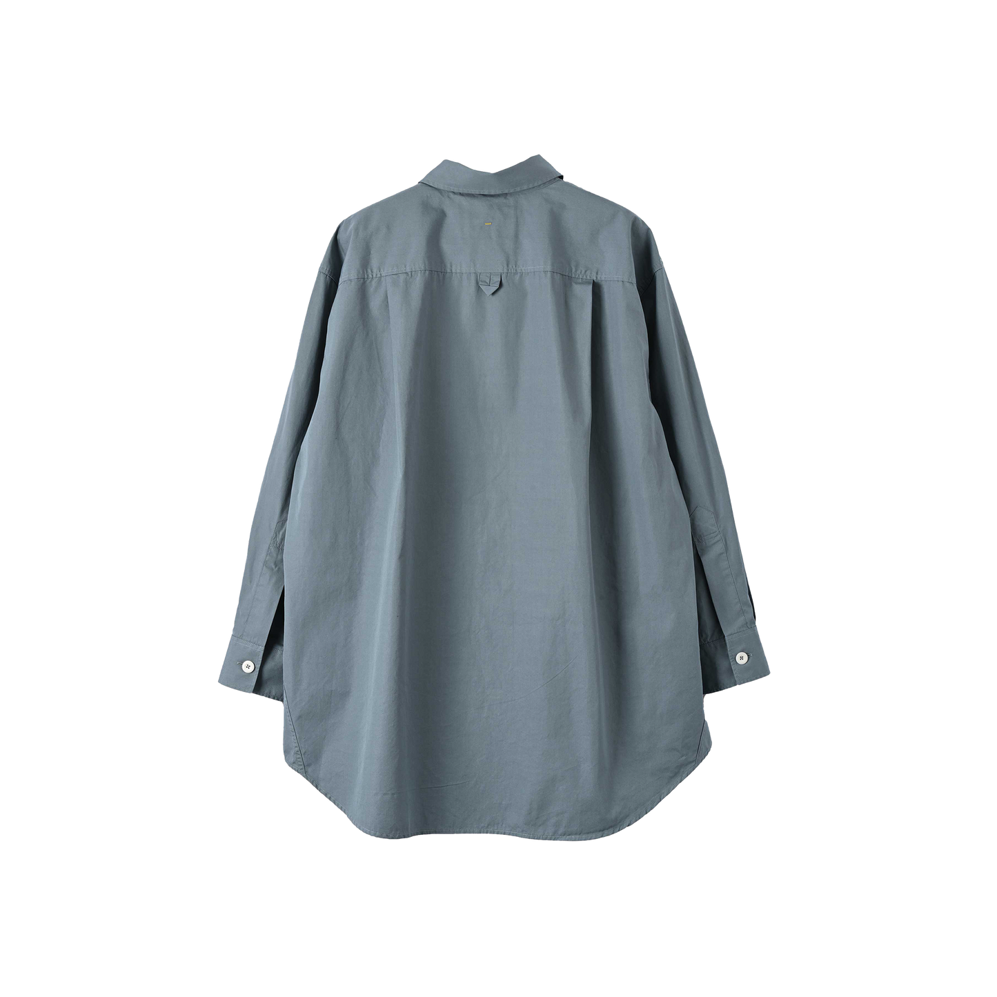 Back view of the Margaret Howell W Oversized Painters Shirt, a long-sleeved garment in a blue-gray shade, made from compact cotton poplin. It features tapered sleeves and is designed with a collar and buttoned cuffs.